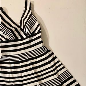 Black White Sleeveless Dress M